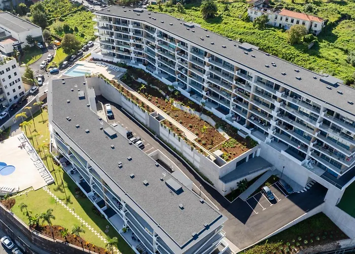 The Princess By Sam Daire *